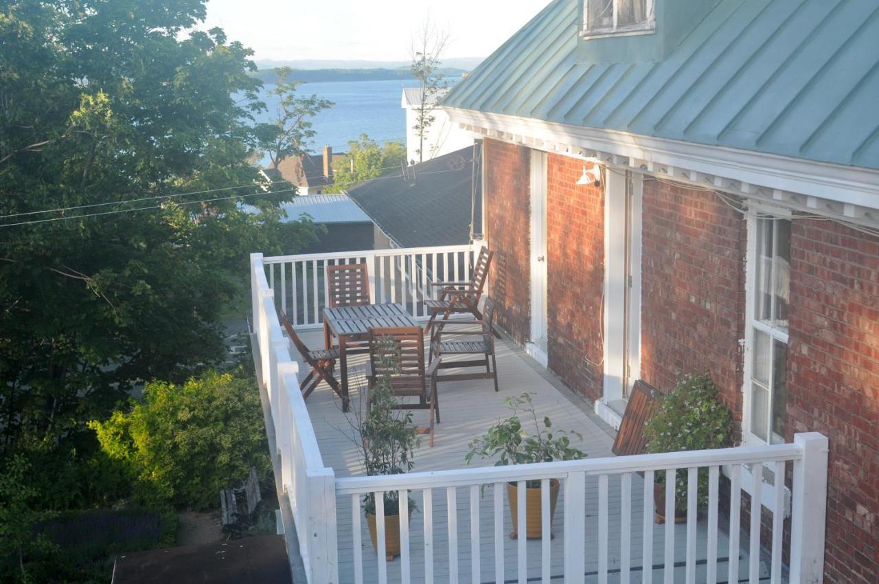 Napier House Apartment Campbellton Exterior photo
